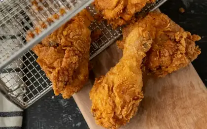Bucket Meal for 6 — Extra Cheese