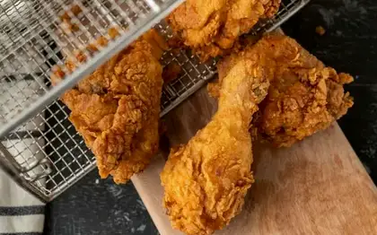 Bucket Meal for 6 — Light Sauce