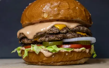 Cheese Burger — Add Jalapeños