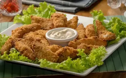 Crispy 4-Piece + Side & Drink (Est. Combo)
