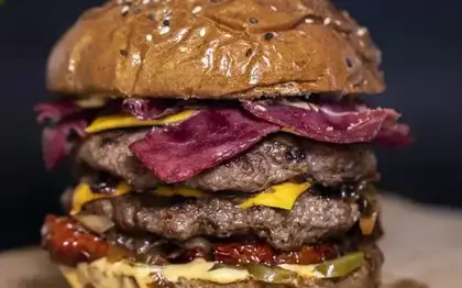 Tower Burger — Light Sauce