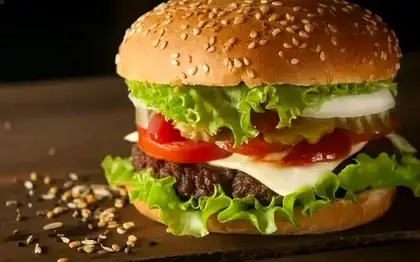 Tower Burger — No Pickles
