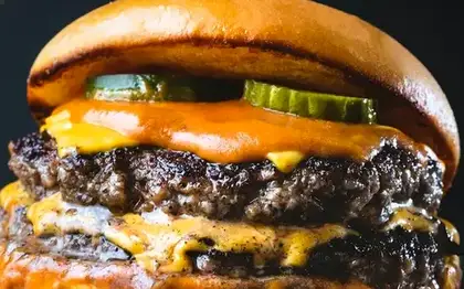 Veggie Burger + Side & Drink (Est. Combo)
