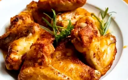 Hot Wings 9-Piece — Light Sauce