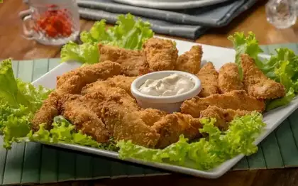 Wings Bucket Sample — Light Sauce